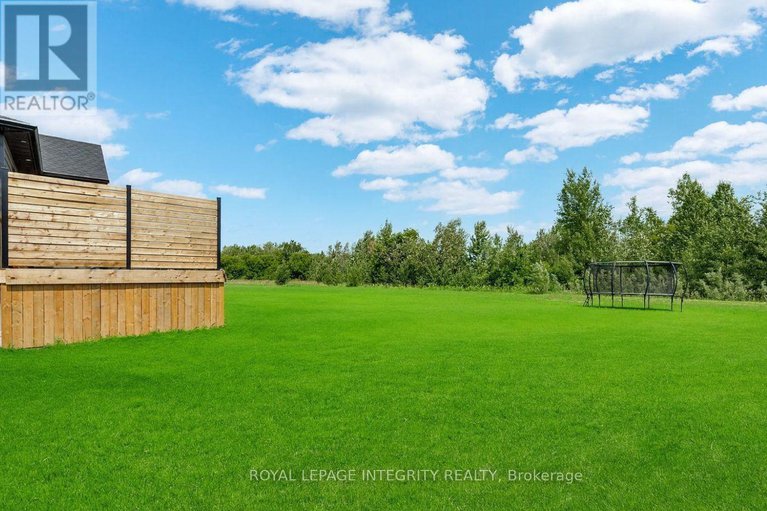 29072893/106-maplestone-drive/north-grenville-twp-kemptville-east/north-grenville/ontario/K0G1J0_24