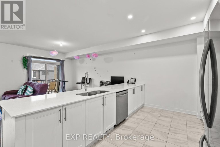 28635954/870-anciano-crescent/emerald-meadowstrailwest/ottawa/ontario/K2S2R8_9
