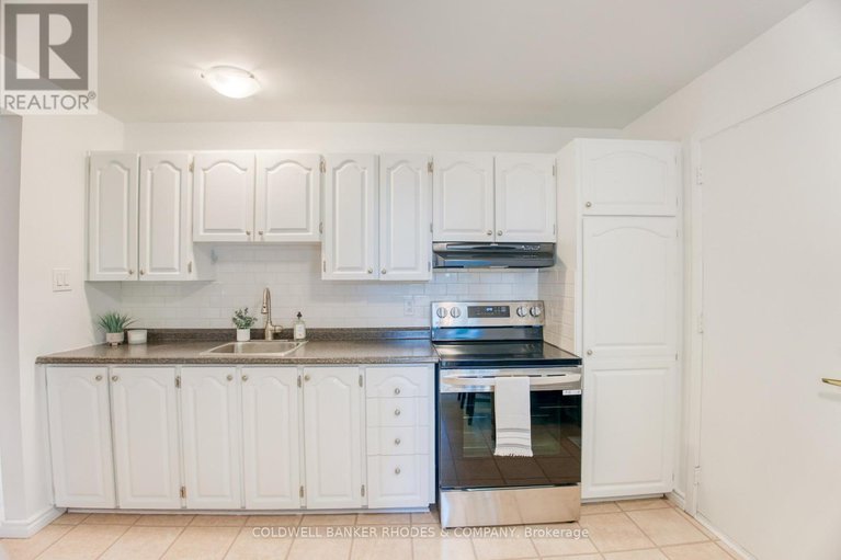 28873785/69-43-jackson-court/beaverbrook/ottawa/ontario/K2K1B6_11