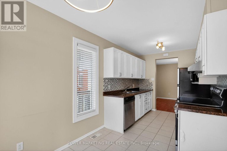 29154682/6410-sablewood-place/chapel-hill/ottawa/ontario/K1C7L7_34