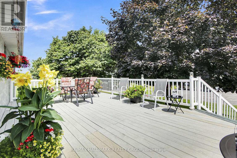 28655668/1721-carsonby-road-e/manotick-south-to-roger-stevens/ottawa/ontario/K0A2E0_5