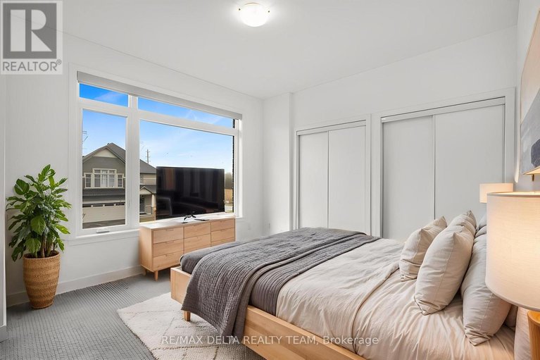 29613825/39-angel-heights/stittsville-south/ottawa/ontario/K2S2N2_22