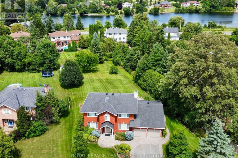 29069392/1105-cindy-hill-crescent/manotick-long-island-nicholls-island/ottawa/ontario/K4M1E8_2