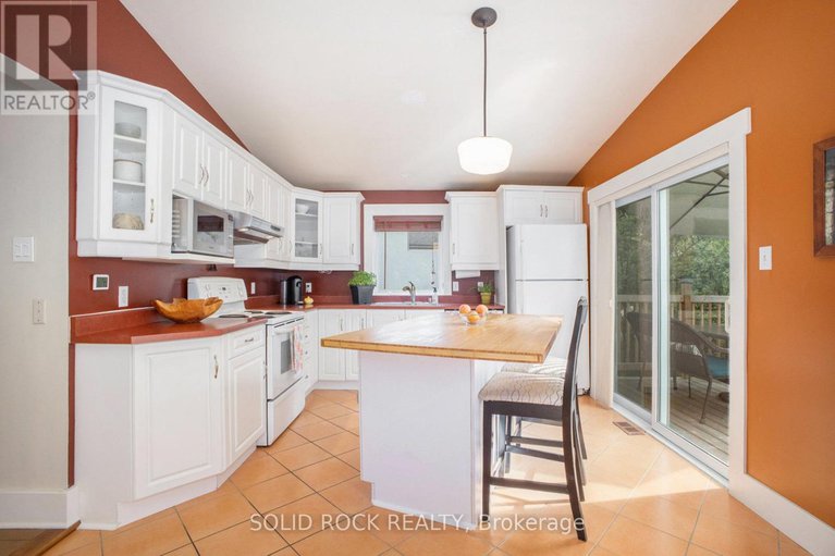 28735074/236-northwestern-avenue/ottawa-westtunneys-pasture/ottawa/ontario/K1Y0M3_12