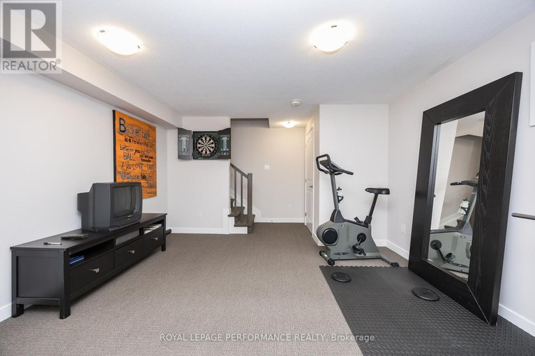 28700474/816-bascule-place/btwn-franktown-rd-fallowfield-rd/ottawa/ontario/K0A2Z0_39