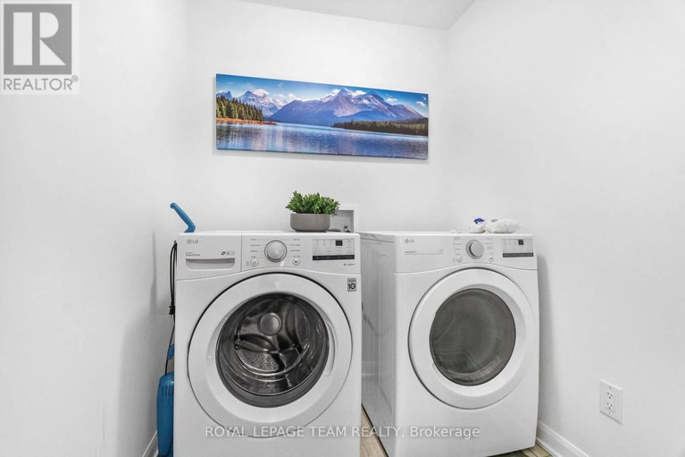 29227590/540-edenderry-way/half-moon-bay/ottawa/ontario/K2J6Y6_27