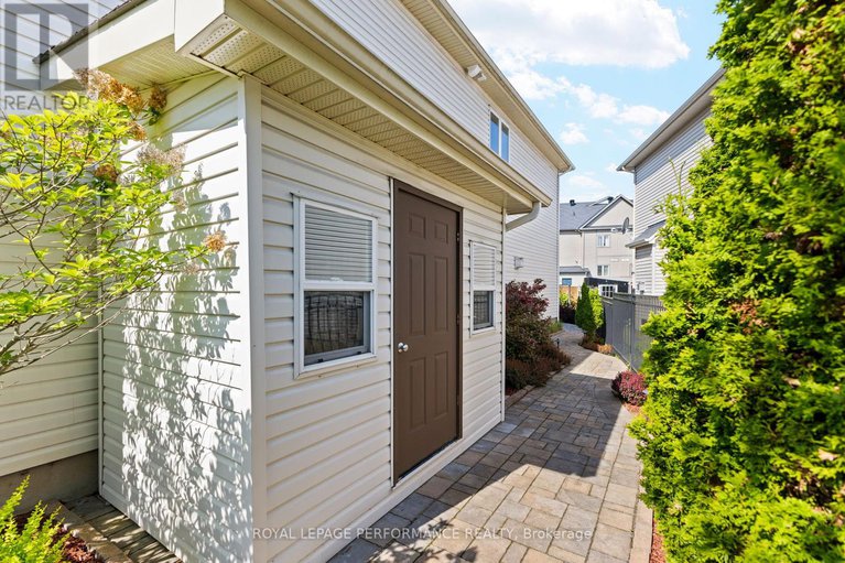 28618074/372-antigonish-avenue/springridgeeast-village/ottawa/ontario/K4A0T9_40