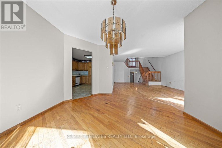 28835294/1024-miss-ottawa-street/beacon-hill-south/ottawa/ontario/K1J7B1_11