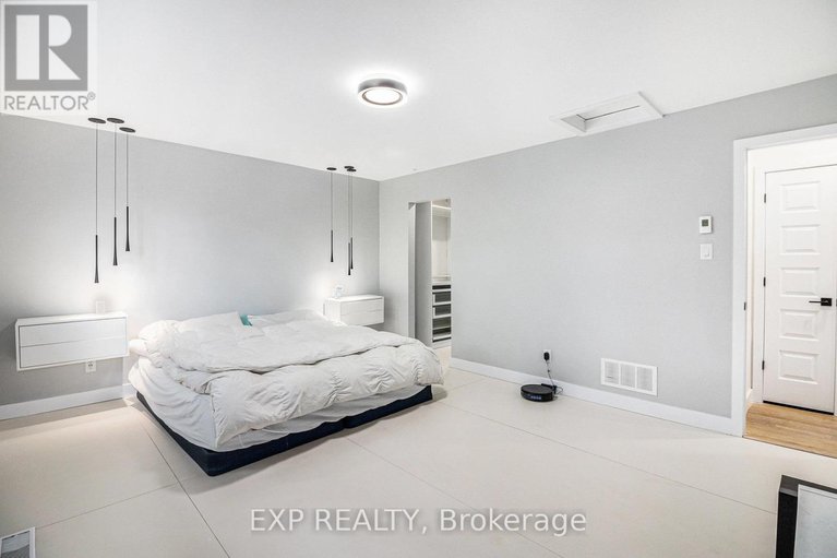28353223/2195-niagara-drive/applewood-acres/ottawa/ontario/K1H6H5_20
