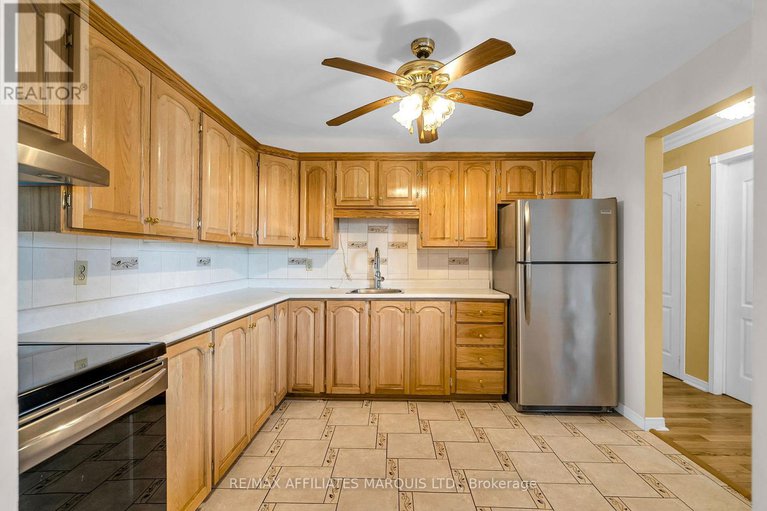 28769103/109-220-kenyon-street-w/alexandria/north-glengarry/ontario/K0C1A0_6