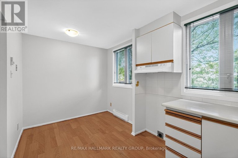 28822601/b-6746-jeanne-darc-boulevard/convent-glen-north/ottawa/ontario/K1C6E9_20