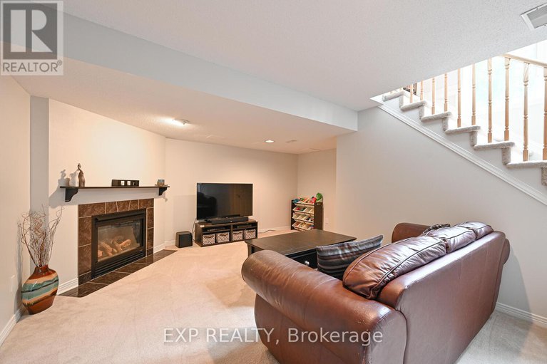 29255057/677-wildshore-crescent/riverside-southgloucester-glen/ottawa/ontario/K1V1Y1_30