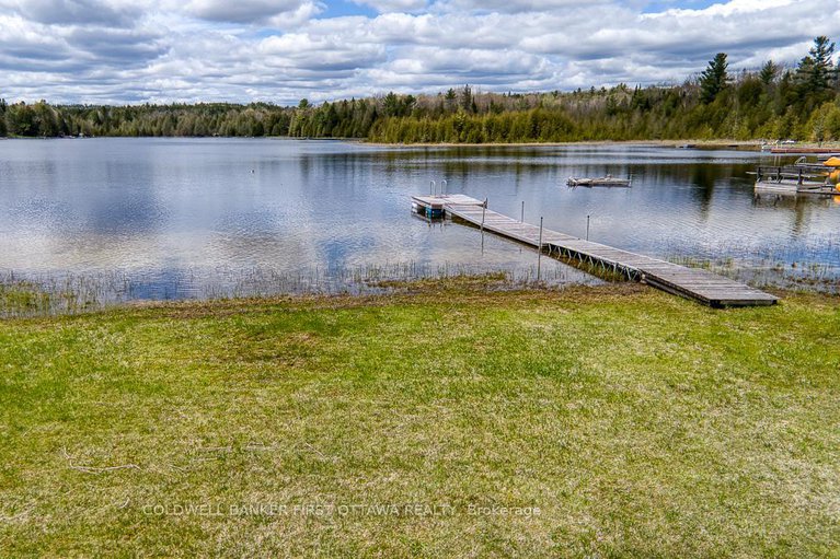 28322122/775-darling-concession-7/lanark-highlands-darling-twp/lanark-highlands/ontario/K0A1P0_26