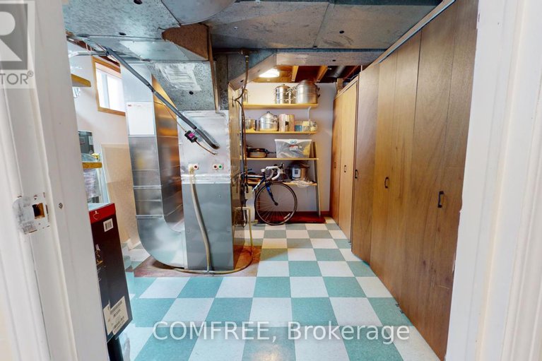 28379569/25-seguin-street/cardinal-heights/ottawa/ontario/K1J6P4_24