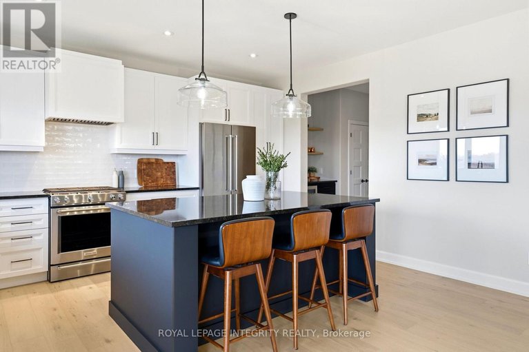 29590747/451-moonlight-drive/russell-twp/russell/ontario/K4R0L1_15