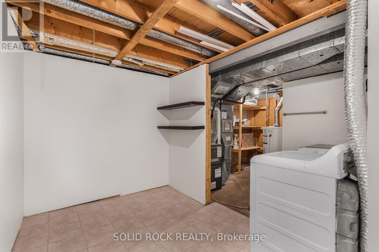 28982760/1394-lassiter-terrace/beaconwood/ottawa/ontario/K1J8N3_25