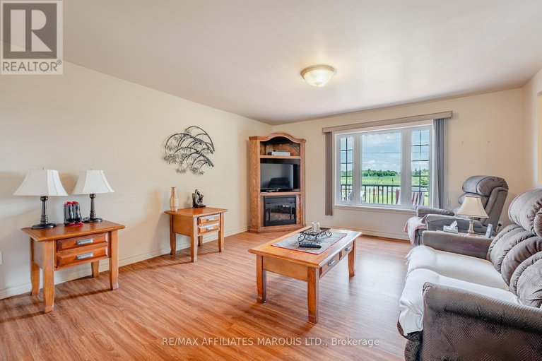 28606339/5058-johnson-road/south-glengarry-charlottenburgh-twp/south-glengarry/ontario/K0C2J0_19