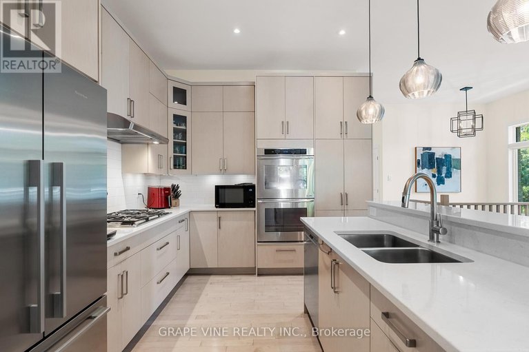 28623551/227-sunnyridge-crescent/emerald-meadowstrailwest/ottawa/ontario/K2M0H2_19