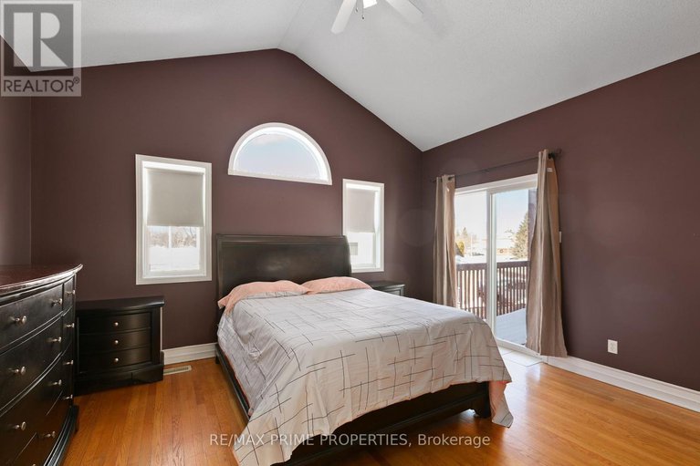 29367761/1567-rumford-drive/fallingbrookpineridge/ottawa/ontario/K4A4C1_24