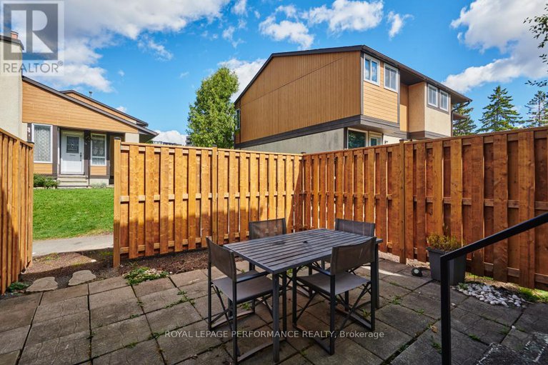 28776411/61-3344-uplands-drive/hunt-club/ottawa/ontario/K1V9R9_29