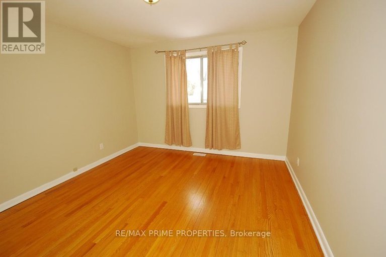 29104643/1287-maitland-avenue/copeland-park/ottawa/ontario/K2C2C4_7