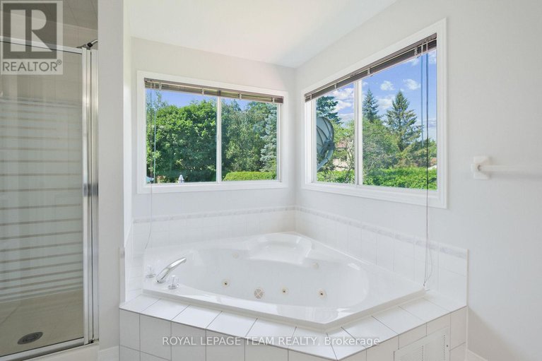 28637623/20-renshaw-avenue/stittsville-central/ottawa/ontario/K2S1G9_31
