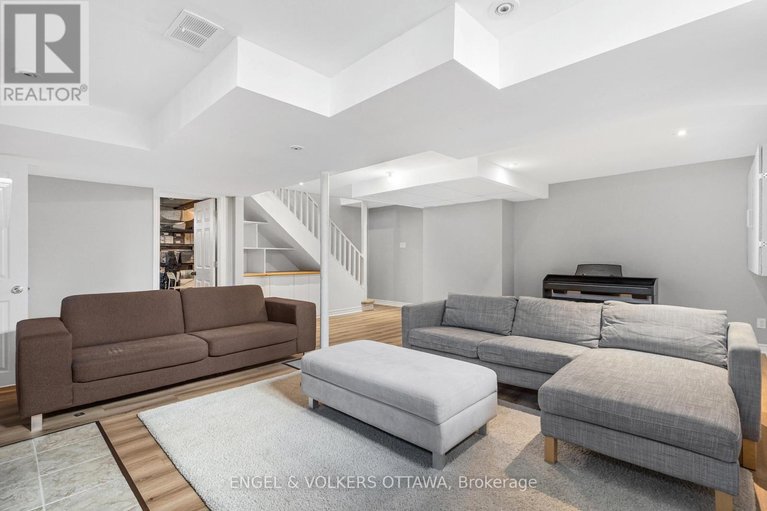 29651793/1252-anoka-street/ridgemont/ottawa/ontario/K1V6C6_27