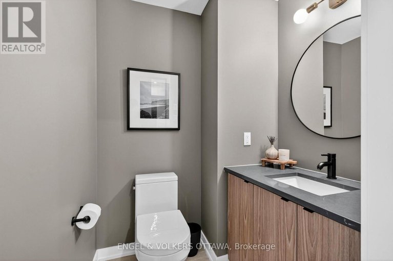 29646069/1764-crux-road/mer-bleuebradley-estatesanderson-park/ottawa/ontario/K1W0W7_27