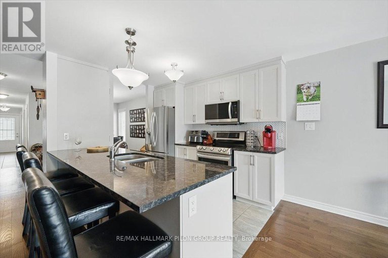 28477284/637-robert-street/town-of-rockland/clarence-rockland/ontario/K4K0J8_5