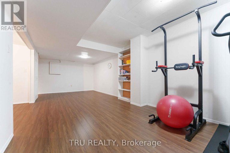 28983915/30-shearer-crescent/katimavik/ottawa/ontario/K2L3M7_22