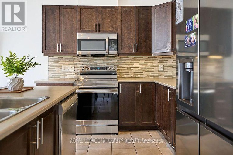28619249/619-moorpark-avenue/emerald-meadowstrailwest/ottawa/ontario/K2M0B6_15