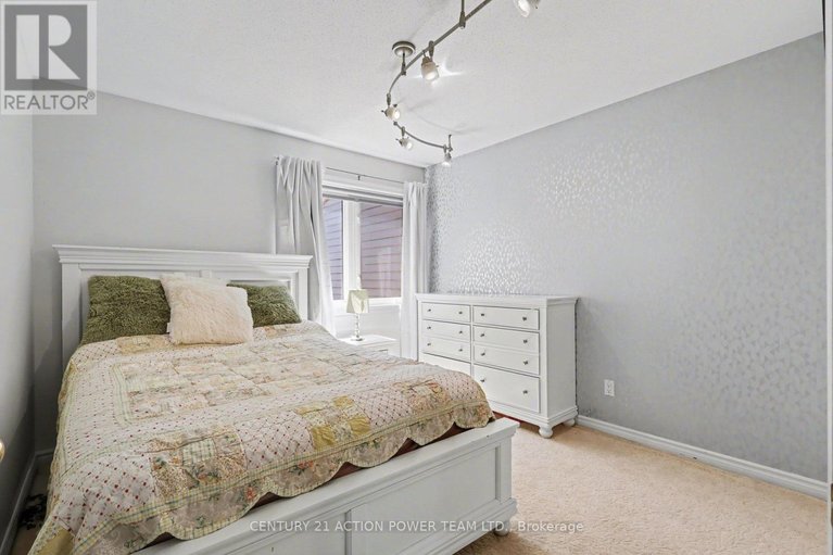 29659460/2066-melette-crescent/avalon-east/ottawa/ontario/K4A4X2_24