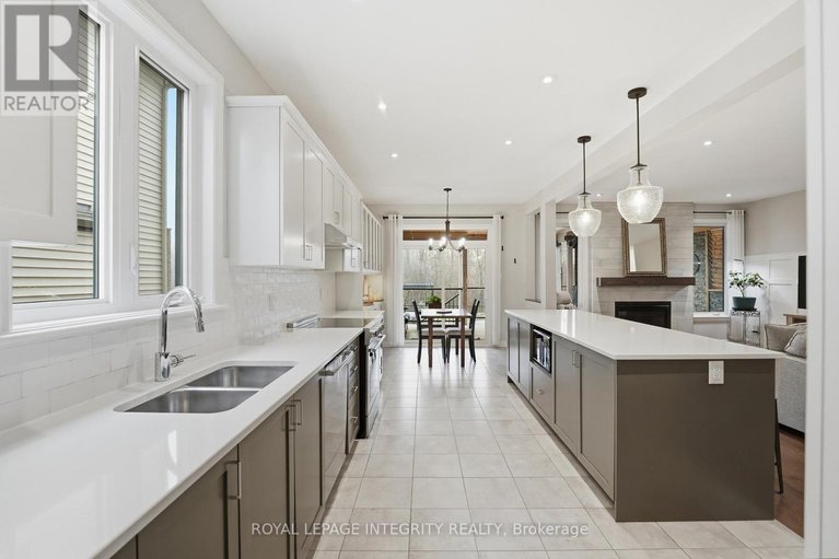 29623977/211-cooks-mill-crescent/riverside-south/ottawa/ontario/K1V2N1_8