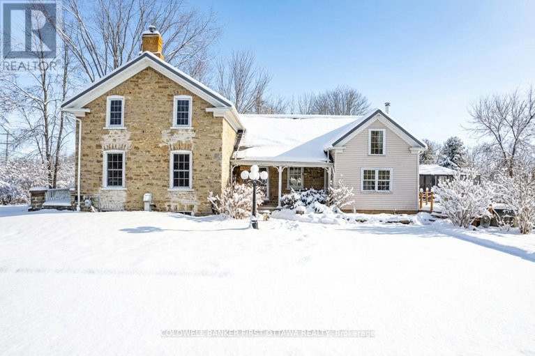 29212098/28-south-street/drummondnorth-elmsley-north-elmsley-twp/drummondnorth-elmsley/ontario/K7H2G1_39