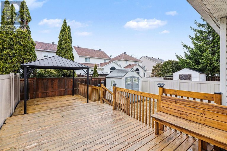 29610973/897-paradise-crescent/fallingbrookgardenway-south/ottawa/ontario/K4A3S5_23