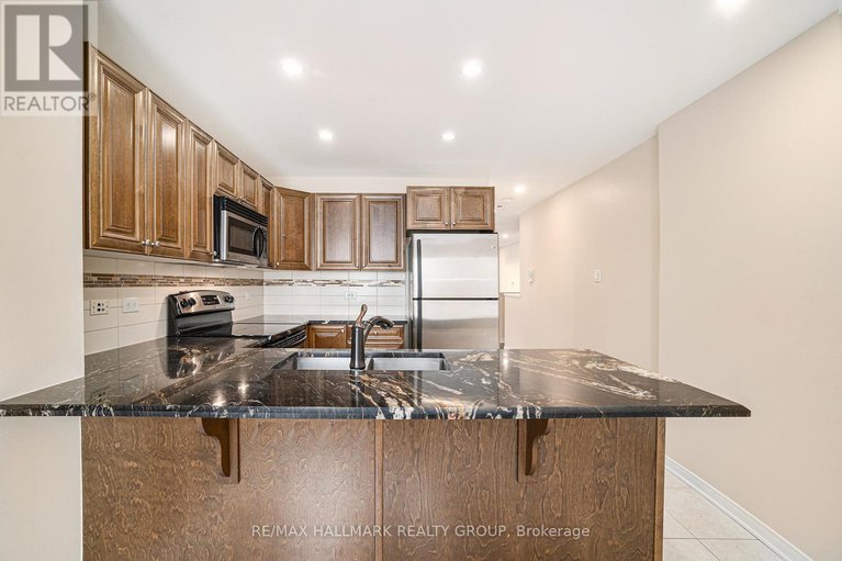 28460428/17-170-den-haag-drive/carson-meadows/ottawa/ontario/K1K2V7_4