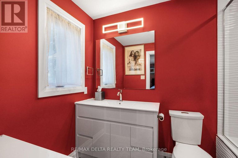 29095359/18-longshire-circle/longfields/ottawa/ontario/K2J4K7_24