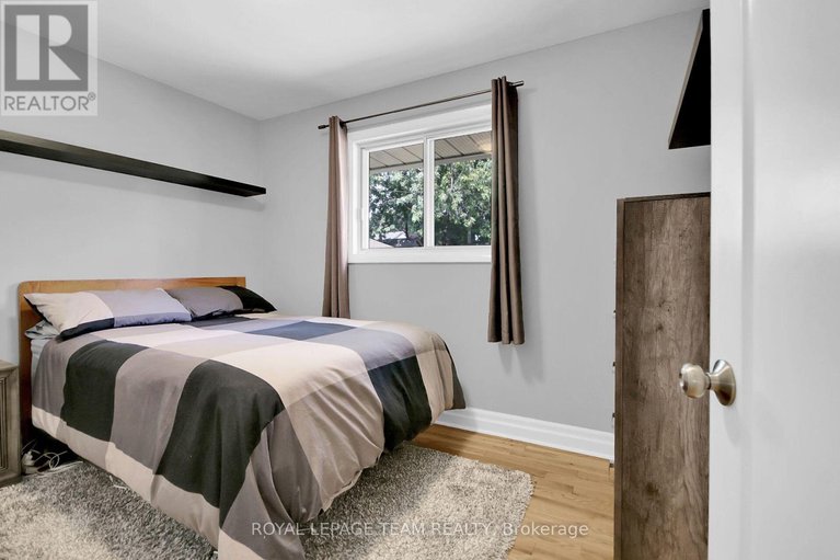 28798698/43-epworth-avenue/meadowlandsst-claire-gardens/ottawa/ontario/K2G2L8_23