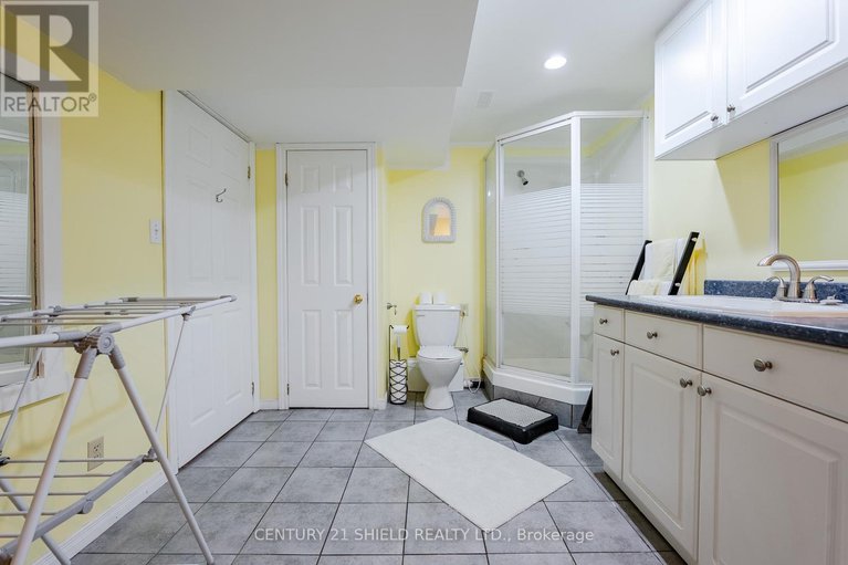 29038692/14215-county-rd-2-highway/south-stormont-osnabruck-twp/south-stormont/ontario/K0C1M0_37