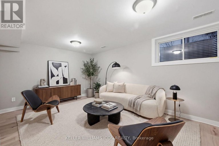 29685816/718-breakstone-road/half-moon-bay/ottawa/ontario/K2J6H2_36