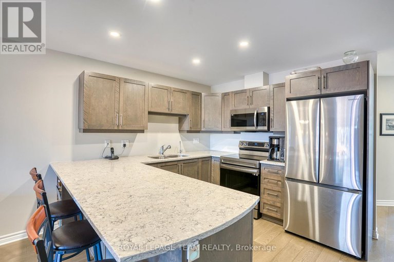 28222436/301-napier-court-nw/almonte/mississippi-mills/ontario/K0A1A0_6