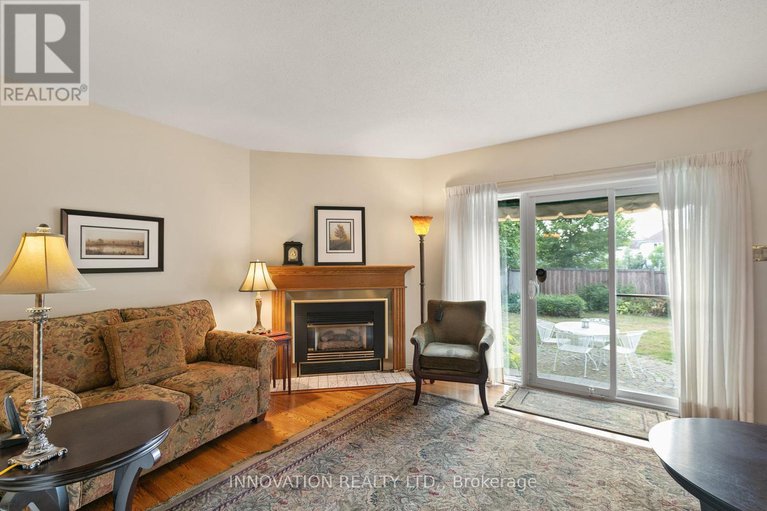28752698/32-framingham-crescent/cedargrovefraserdale/ottawa/ontario/K2J3J8_9