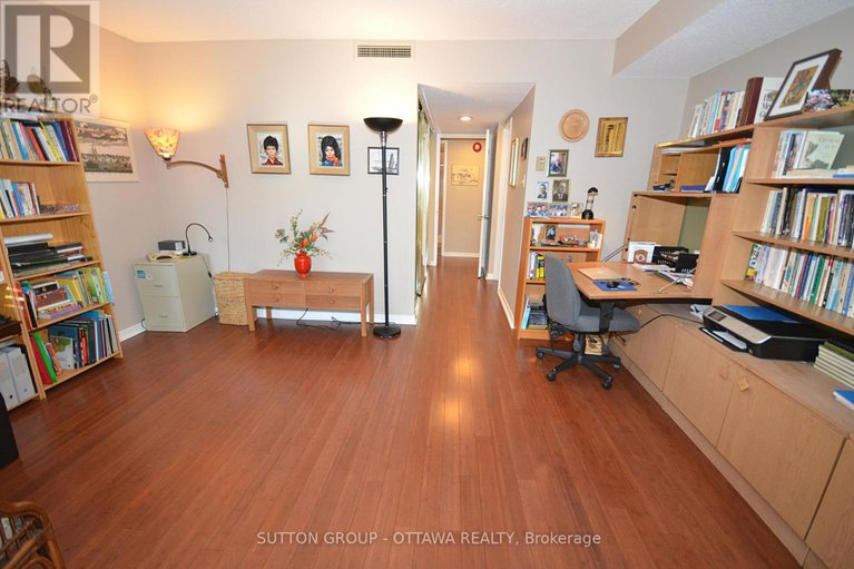 28975182/unit-62-261-botanica-private/civic-hospital/ottawa/ontario/K1Y4P9_16