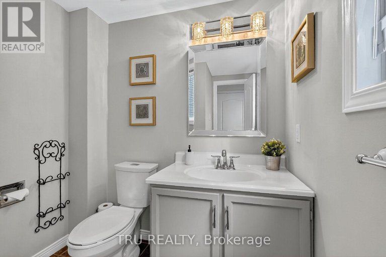 29025912/1518-kamouraska-circle/chateauneuf/ottawa/ontario/K1C3J3_4