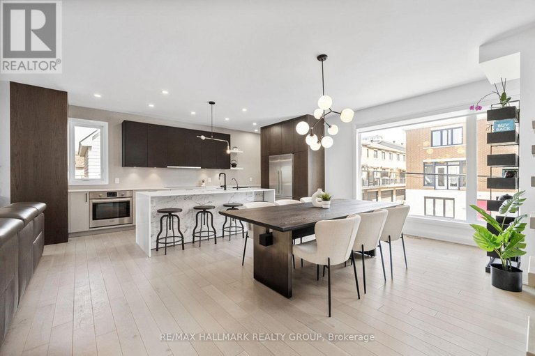 29595159/101-tay-street/westboro-west/ottawa/ontario/K2A2H1_5