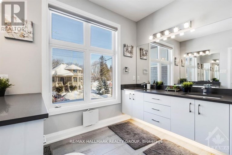 29540053/250-richardson-avenue/woodroffe/ottawa/ontario/K2B5G6_19