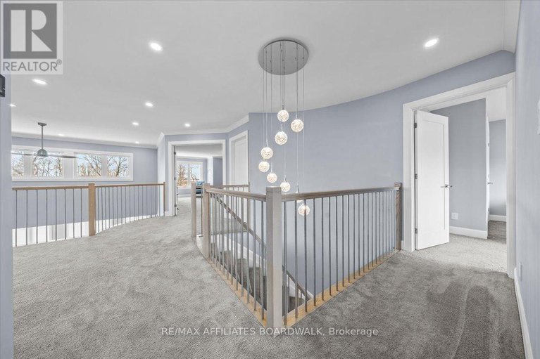 28084122/724-mcmanus-avenue/manotick-village-manotick-estates/ottawa/ontario/K4M0B2_26