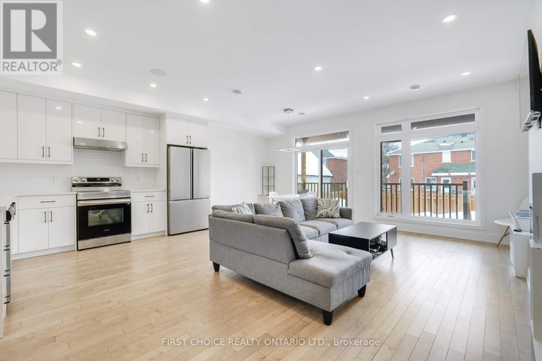 29428404/269-queen-mary-street/overbrookcastle-heights/ottawa/ontario/K1K1X1_8