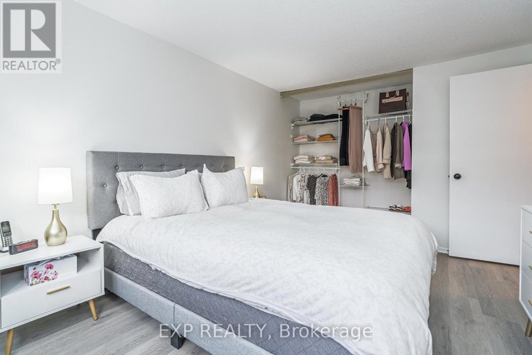 29136902/25-3333-mccarthy-road/hunt-clubwestern-community/ottawa/ontario/K1V9X5_23