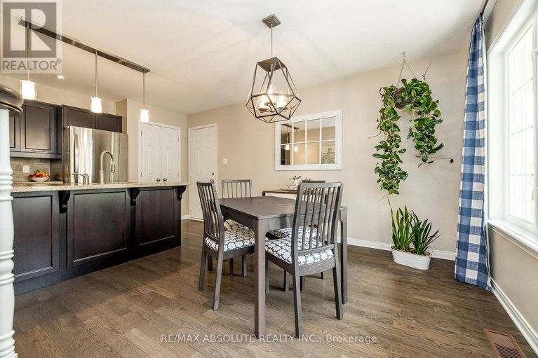 28472136/400-evenwood-private/stonebridge/ottawa/ontario/K2J0E5_9